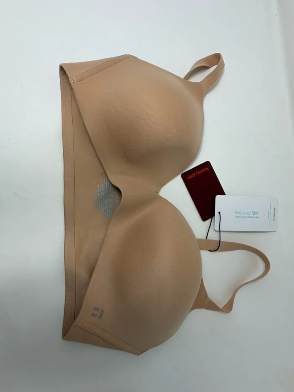 Tommy John Second Skin Seamless Bra in Nude Tan - Picture 2 of 3